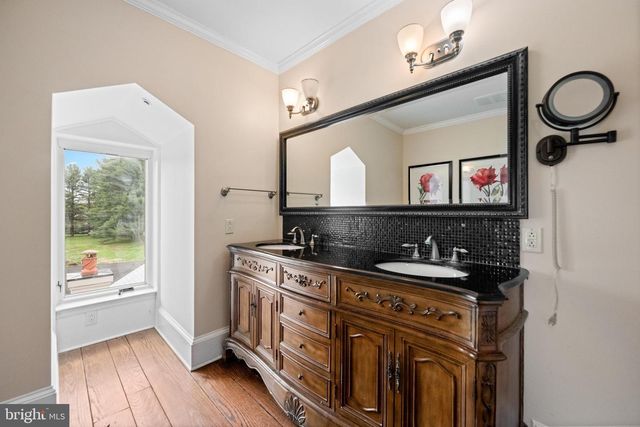 3345 HOLICONG, Doylestown, PA 18902