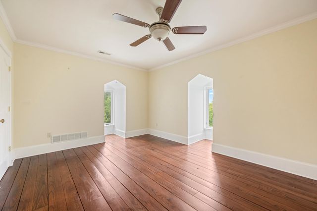 3345 HOLICONG, Doylestown, PA 18902