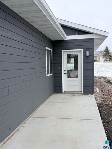 1002 S 6th Ave Avenue, Rock Rapids, IA 51246