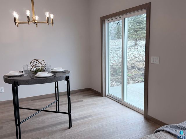 1002 S 6th Ave Avenue, Rock Rapids, IA 51246