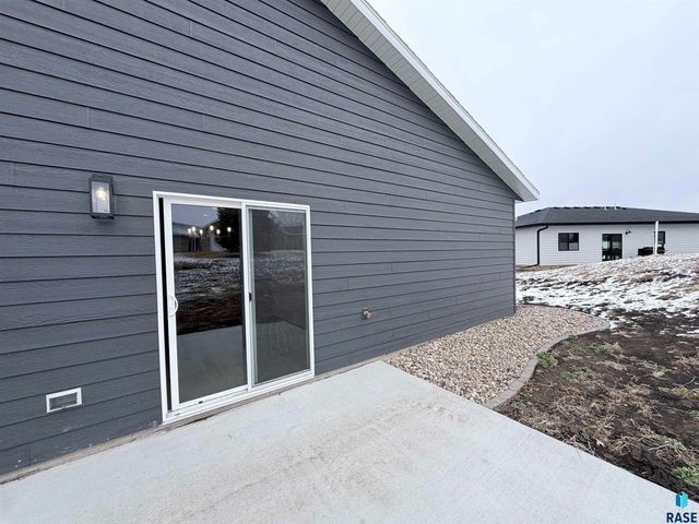 1002 S 6th Ave Avenue, Rock Rapids, IA 51246