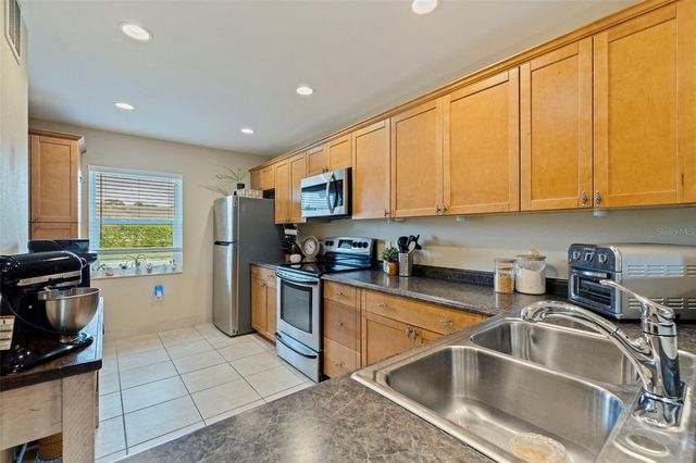 405 CORDOVA GREEN, Seminole, FL 33777