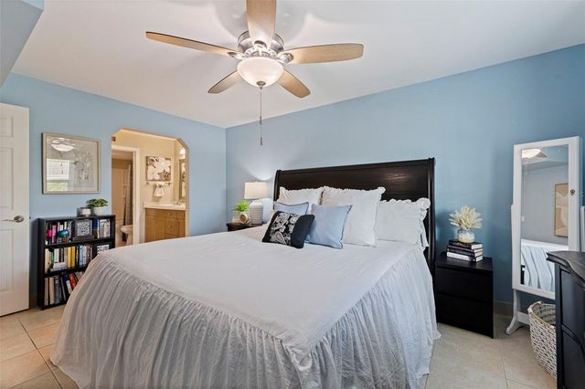 405 CORDOVA GREEN, Seminole, FL 33777