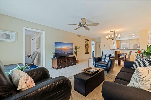 405 CORDOVA GREEN, Seminole, FL 33777