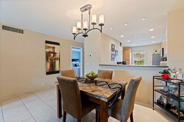 405 CORDOVA GREEN, Seminole, FL 33777