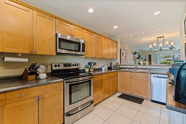 405 CORDOVA GREEN, Seminole, FL 33777