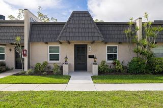 405 CORDOVA GREEN, Seminole, FL 33777