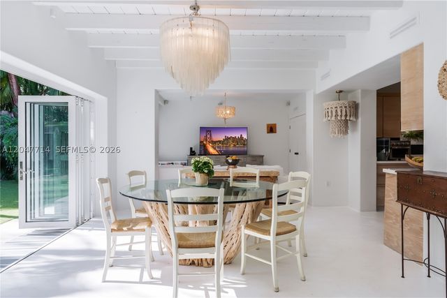 330 Gulf Rd, Key Biscayne, FL 33149