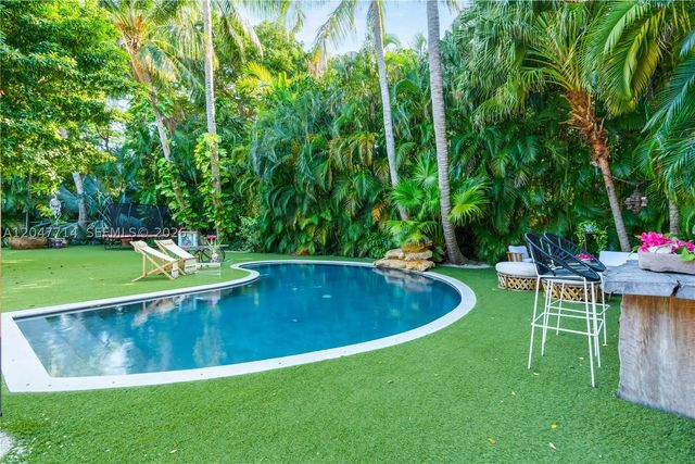 330 Gulf Rd, Key Biscayne, FL 33149