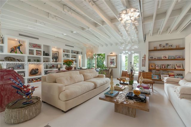 330 Gulf Rd, Key Biscayne, FL 33149