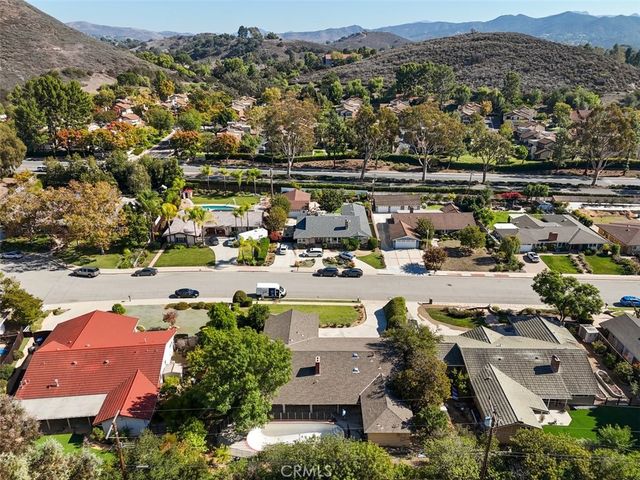 615 Camino Verde, Thousand Oaks, CA 91360