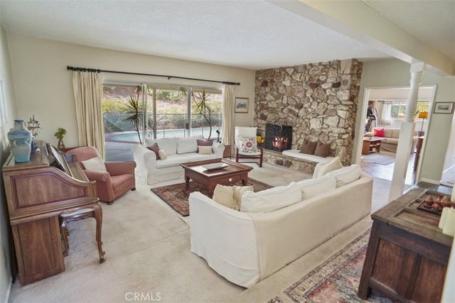 615 Camino Verde, Thousand Oaks, CA 91360