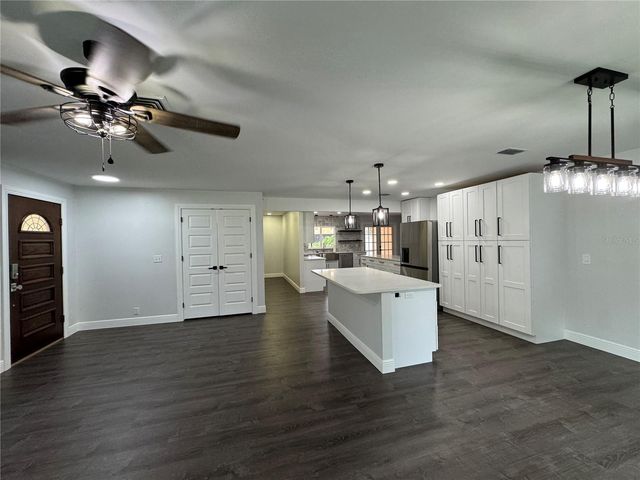 1809 STELLA COURT N, Lakeland, FL 33813