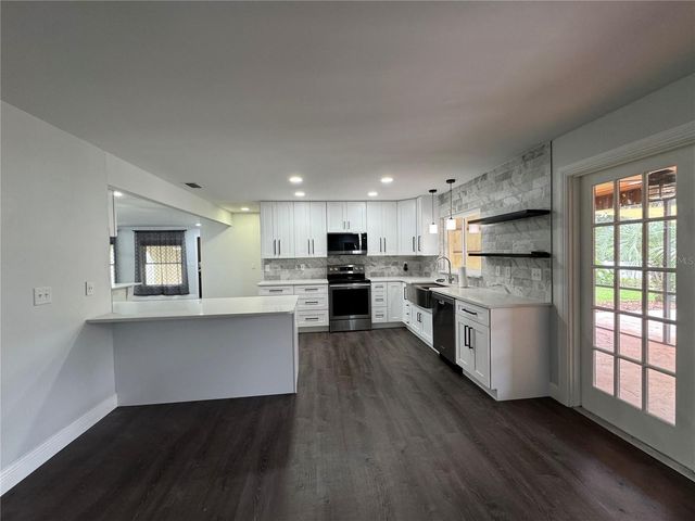 1809 STELLA COURT N, Lakeland, FL 33813