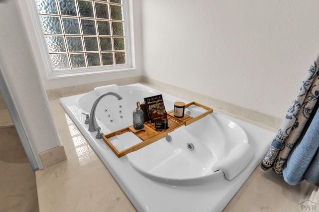 1099 W Shenandoah Dr, Pueblo West, CO 81007