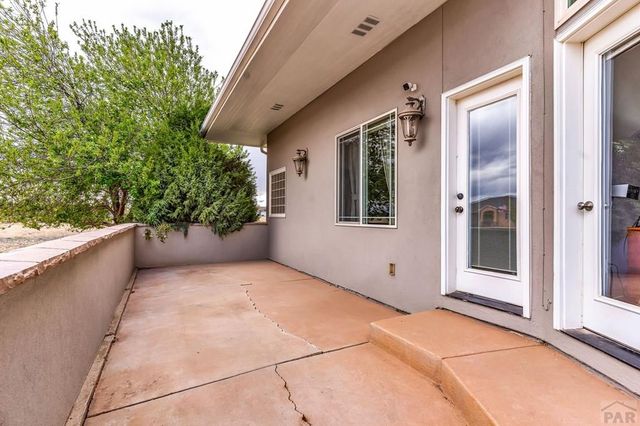 1099 W Shenandoah Dr, Pueblo West, CO 81007