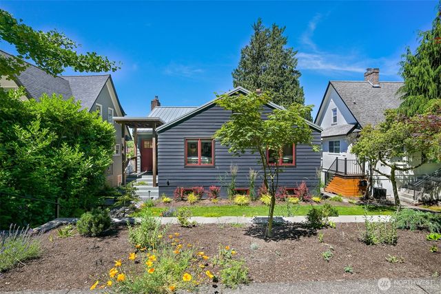 221 N Garden, Bellingham, WA 98225