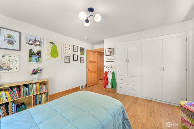 221 N Garden, Bellingham, WA 98225