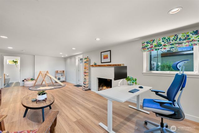 221 N Garden, Bellingham, WA 98225