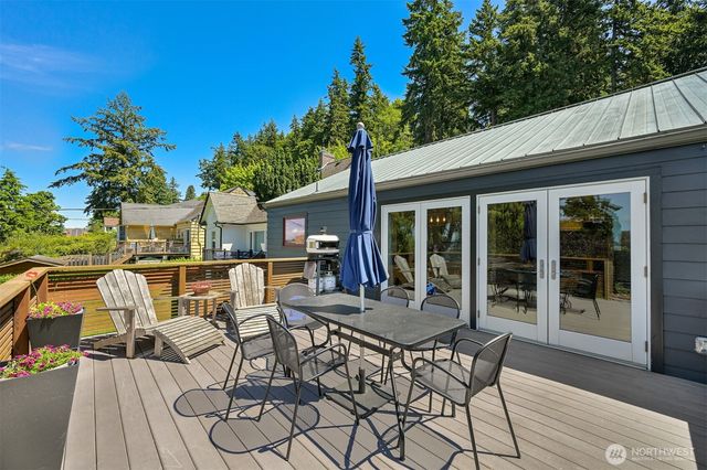 221 N Garden, Bellingham, WA 98225