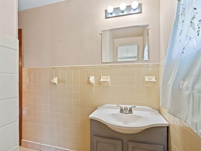 519 HUEY STREET, Wildwood, FL 34785