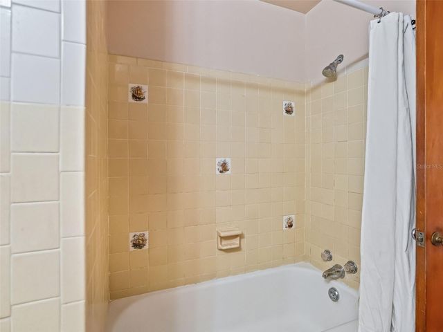 519 HUEY STREET, Wildwood, FL 34785