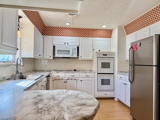 3609 Neely Ave, Midland, TX 79707