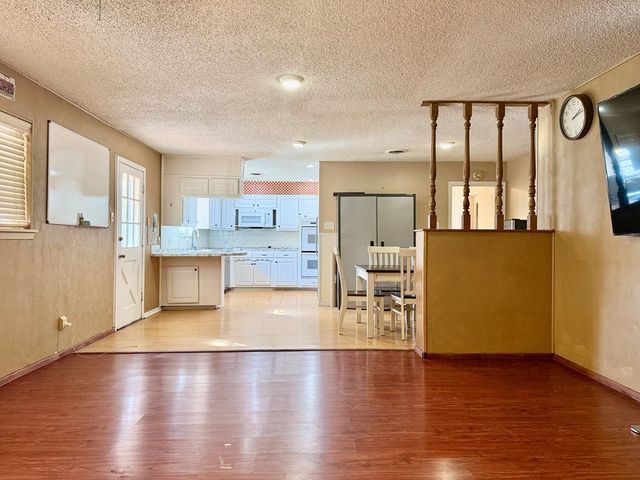 3609 Neely Ave, Midland, TX 79707