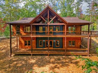 117 Stuart Ridge Road, Mineral Bluff, GA 30559