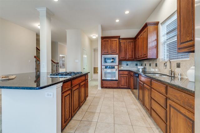 4414 Meadowview Lane, Sachse, TX 75048