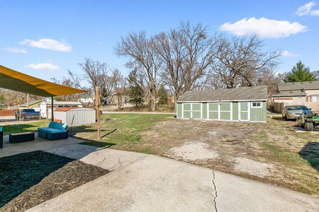 3837 16th Street, Des Moines, IA 50313