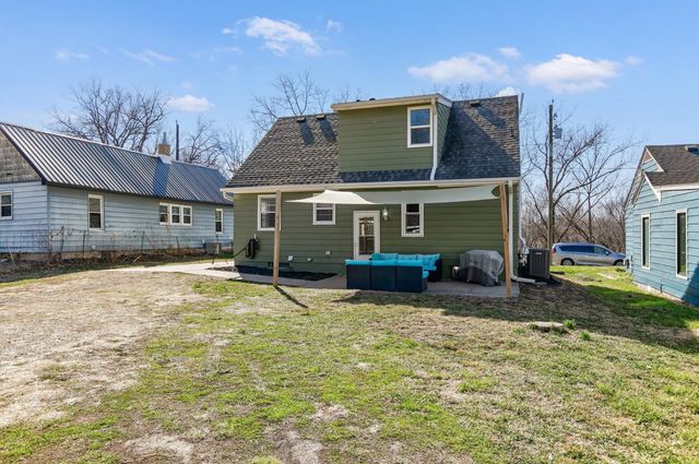 3837 16th Street, Des Moines, IA 50313