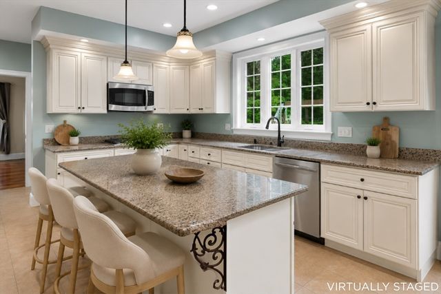 184 Abbot Street, Andover, MA 01810