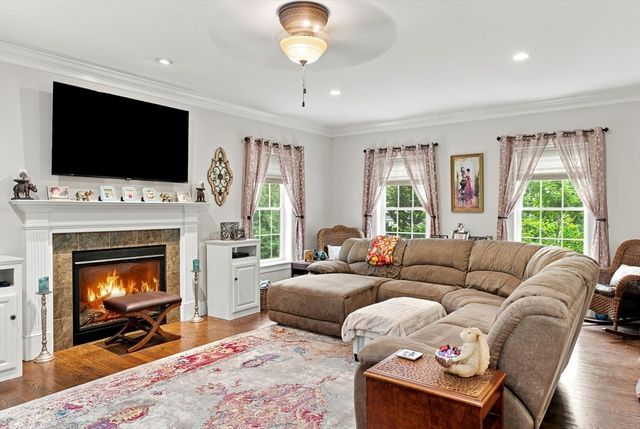 184 Abbot Street, Andover, MA 01810