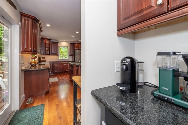 487 Pine St, Weymouth, MA 02190