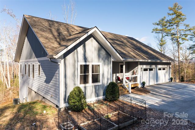 307 Kristy Cabe Drive, Fletcher, NC 28732