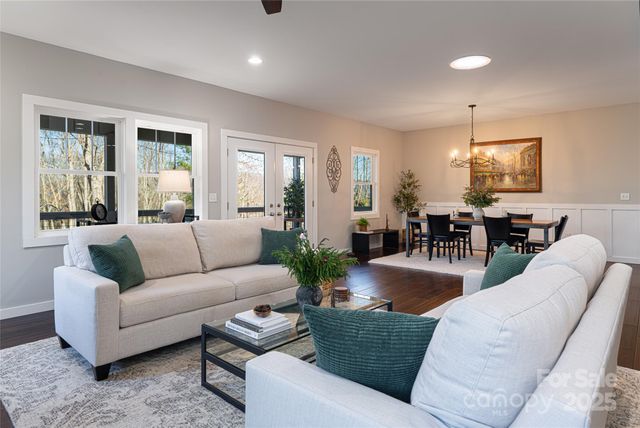 307 Kristy Cabe Drive, Fletcher, NC 28732