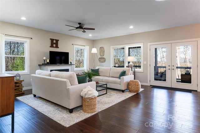 307 Kristy Cabe Drive, Fletcher, NC 28732