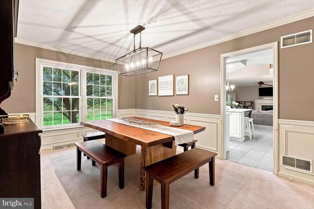 140 OLDE FIELD DR, Lititz, PA 17543