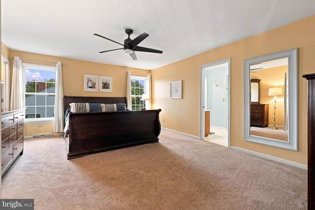 140 OLDE FIELD DR, Lititz, PA 17543