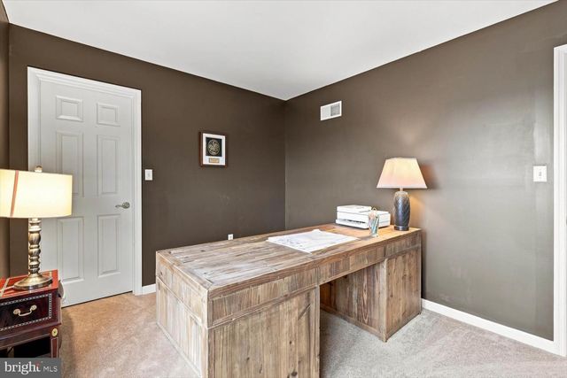 140 OLDE FIELD DR, Lititz, PA 17543