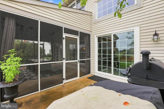 140 OLDE FIELD DR, Lititz, PA 17543