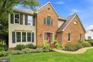 140 OLDE FIELD DR, Lititz, PA 17543
