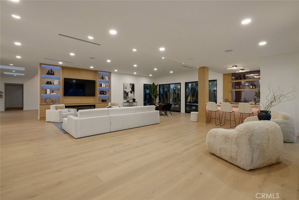 17414 Cumpston Street, Encino, CA 91316 — photo 2