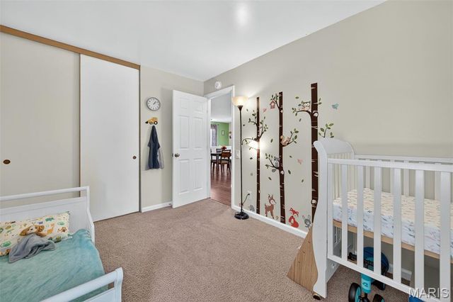 2558 Pheasant Run Drive, Maryland Heights, MO 63043