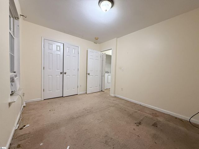 88 Birdsong Lane, Taylors, SC 29687