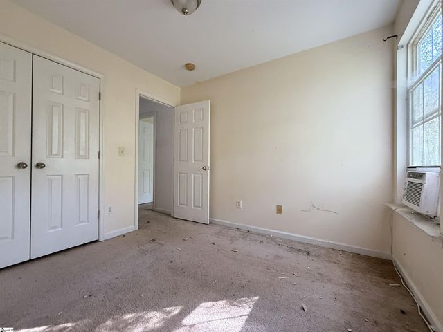 88 Birdsong Lane, Taylors, SC 29687