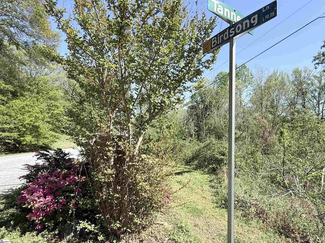 88 Birdsong Lane, Taylors, SC 29687