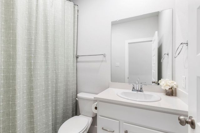 444 Texoma Plains Drive, Conroe, TX 77304