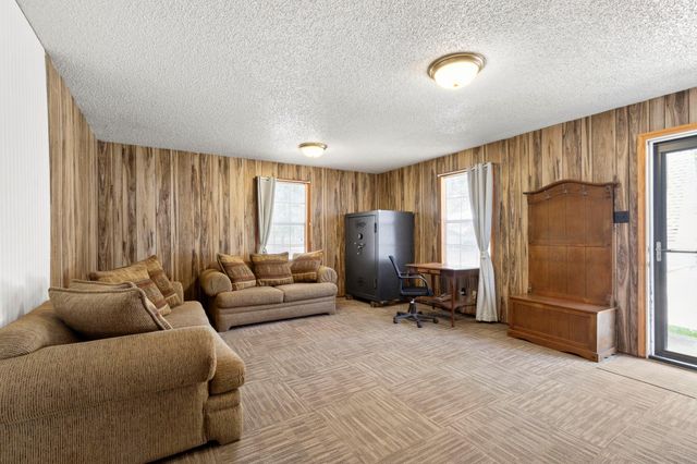 25139 Weeren Road, Montgomery, TX 77316
